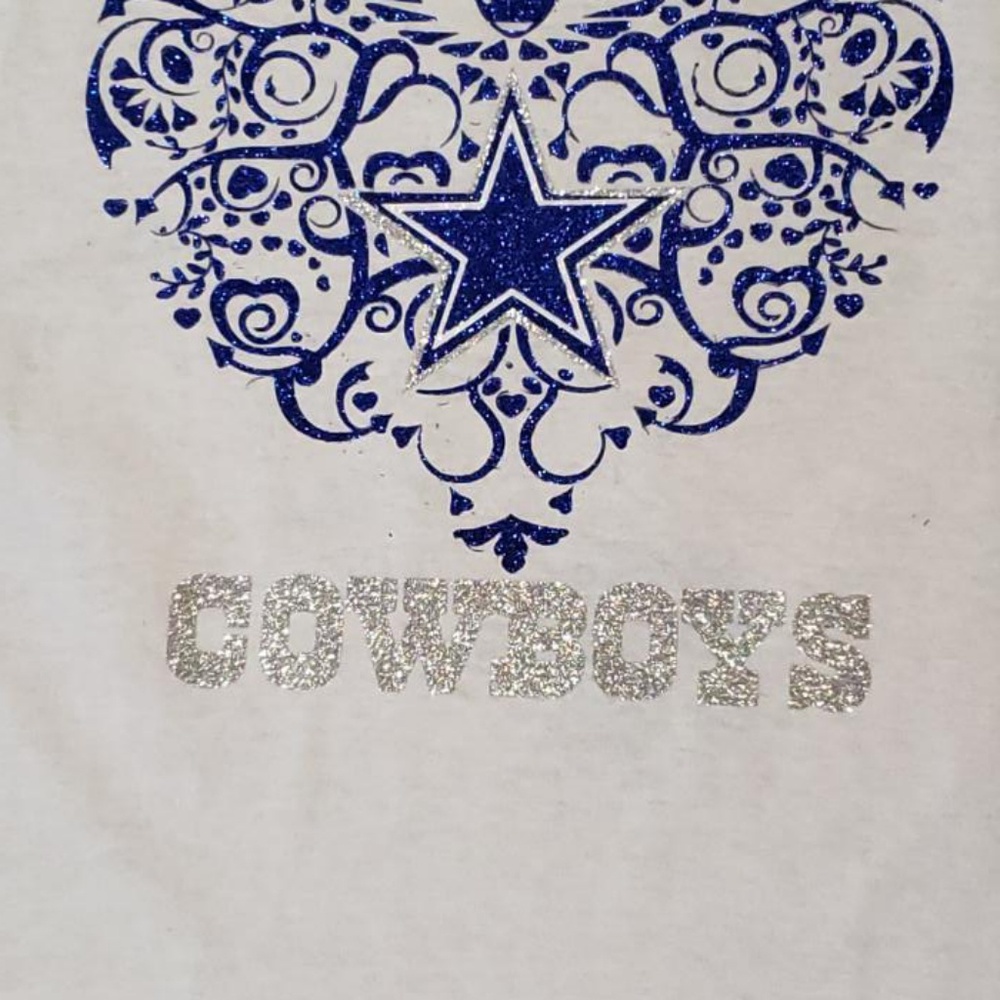 Cowboys shirt size large